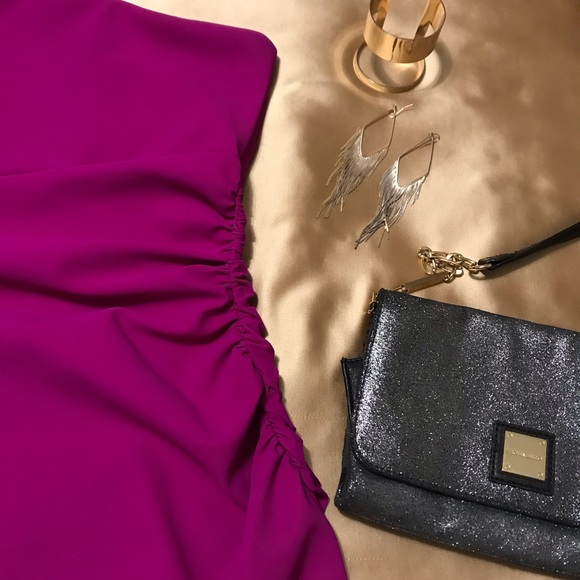 Chiara Boni Italian made Look like you just walked off the runway! Gorgeous - Picture 11 of 13